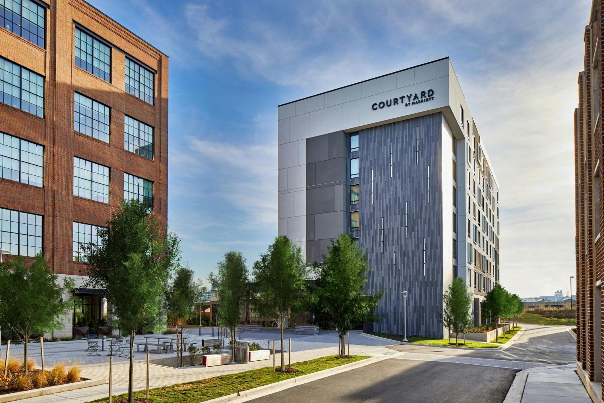 Courtyard Baltimore Downtown/Mchenry Row Exterior photo